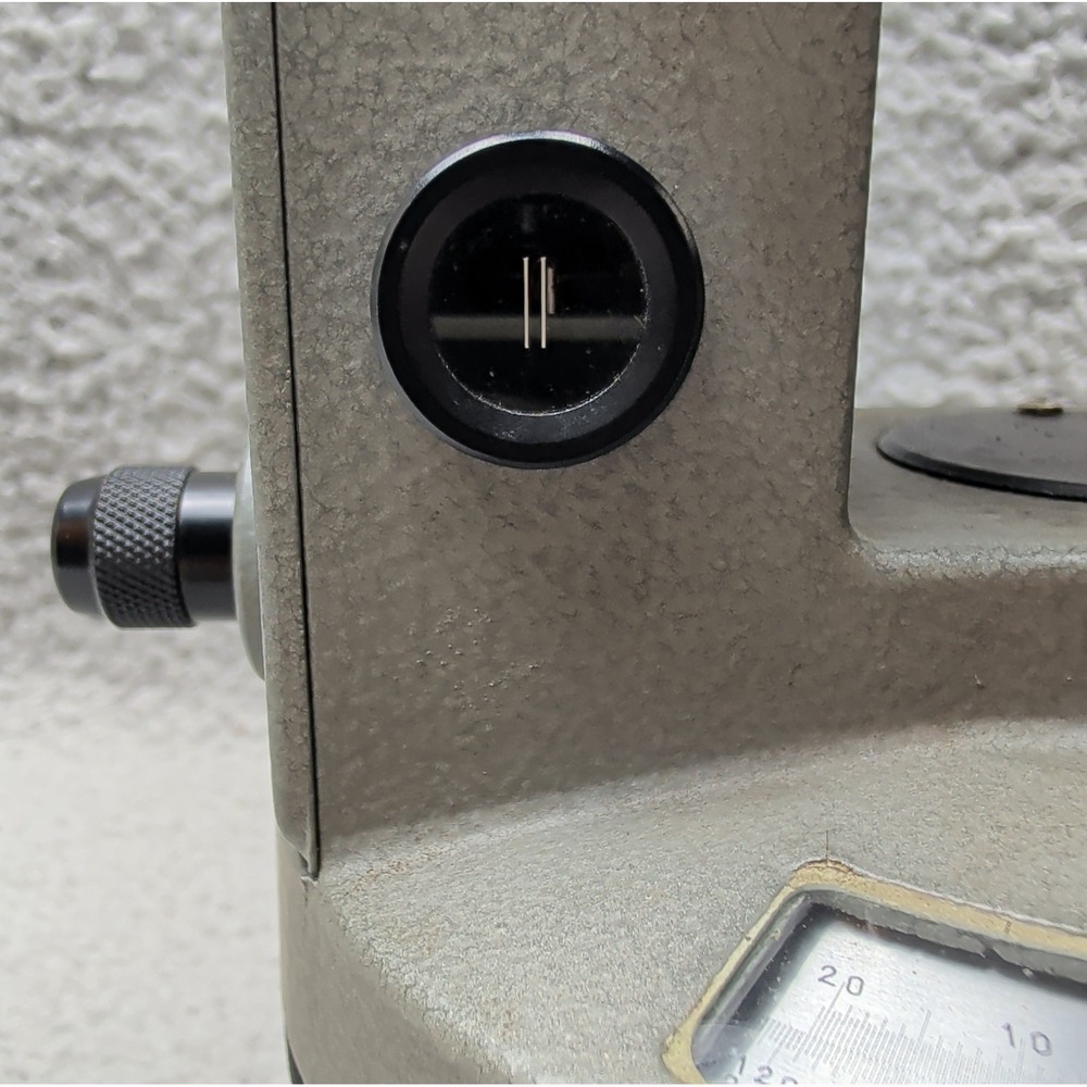 Schneider TT-700 Engineers Optical Plummet Transit Survey Level Hard Case Japan - Picture 10 of 16